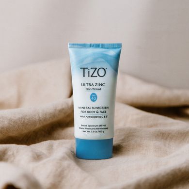 Мінеральний сонцезахисний крем TIZO Ultra Zinc Mineral Sunscreen For Body & Face Non-Tinted SPF 40 100 г - основне фото