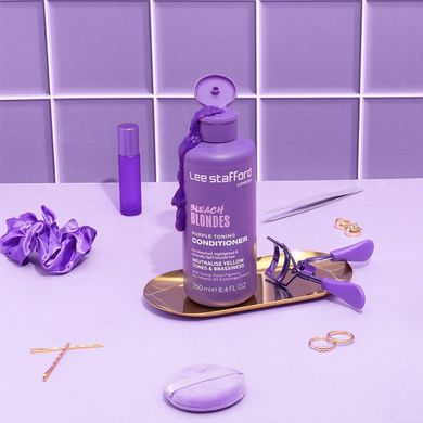 Тонирующий фиолетовый кондиционер Lee Stafford Bleach Blondes Purple Toning Conditioner 250 мл - основное фото