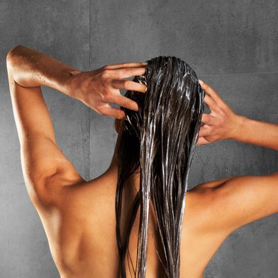 Кондиционер для утолщения и роста волос NANOGEN Thickening Hair Experience Conditioner for Everyone 240 мл - основное фото