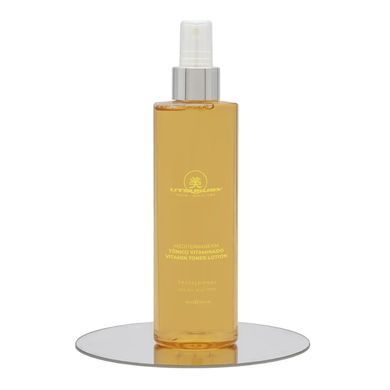 Витаминный очищающий лосьон UTSUKUSY Vitamin Toner Lotion 250 мл - основное фото