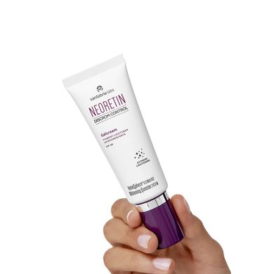 Осветляющий гель-крем для кожи с пигментацией Cantabria Labs Neoretin Discrom Control Gelcream SPF 50 40 мл - основное фото