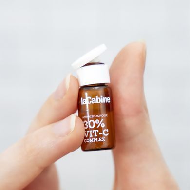Ампулы для лица с витаминами С и B5 La Cabine 30% Vit-C Complex Vitamin C + Vitamin B5 Ampoules 10x2 мл - основное фото