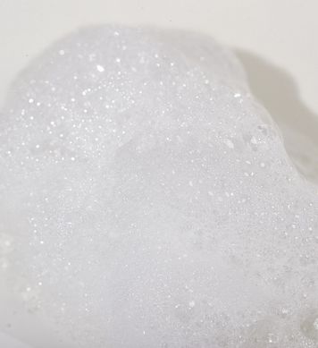 Безсульфатний органічний шампунь для чутливої шкіри голови з ефірними оліями La`dor Triplex Natural Shampoo 150 мл - основне фото