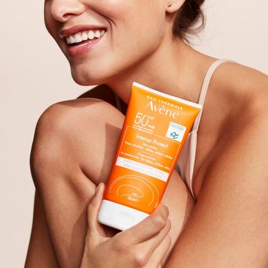 Сонцезахисний флюїд Avene Eau Thermale Intense Protect Fluid SPF 50+ 150 мл - основне фото