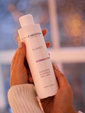 Очищувальна емульсія для обличчя з екстрактом малини Christina Nuance Raspberry Cleansing Emulsion 300 мл - основне фото