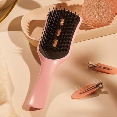 Бледно-розовая расчёска для укладки феном Tangle Teezer Easy Dry & Go Tickled Pink - основное фото