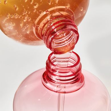 Парфюмированный гель для душа Banilla Boutique Hug Perfume Body Wash 500 мл - основное фото