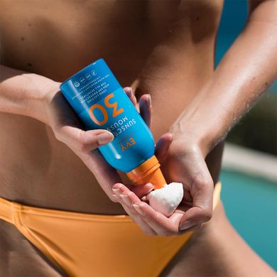 Сонцезахисний мус EVY Technology Sunscreen Mousse SPF 30 150 мл - основне фото