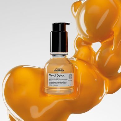 Олія для зменшення ламкості волосся та зміни кольору L'Oreal Professionnel Metal Detox Concentrated Oil 50 мл - основне фото