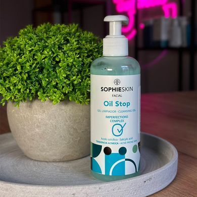 Очищающий гель для проблемной кожи Sophieskin Oil Stop Cleansing Gel 250 мл - основное фото