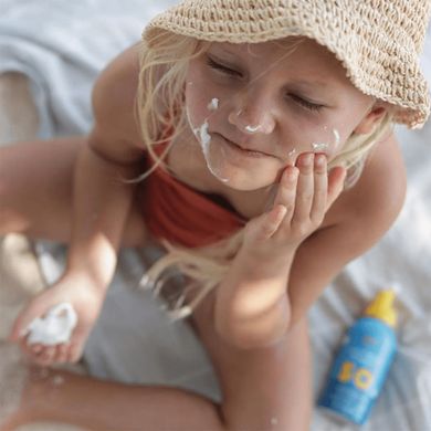 Солнцезащитный мусс для детей и младенцев EVY Technology Sunscreen Mousse Kids SPF 50 150 мл - основное фото