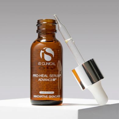 Загоювальна сироватка для обличчя IS CLINICAL Pro-Heal Serum Advance 30 мл - основне фото