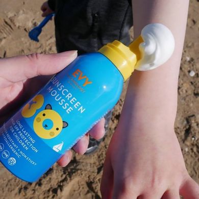 Сонцезахисний мус для дітей та немовлят EVY Technology Sunscreen Mousse Kids SPF 30 150 мл - основне фото