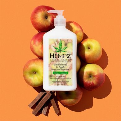 Молочко для тіла «Сандал-Яблуко» HEMPZ Fresh Fusions Sandalwood & Apple Herbal Body Moisturizer 500 мл - основне фото