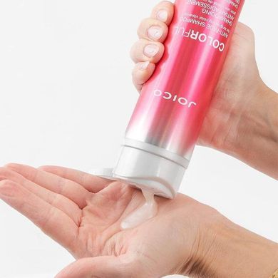 Шампунь для защиты цвета окрашенных волос Joico Colorful Anti-Fade Shampoo For Long-Lasting Color Vibrancy 300 мл - основное фото