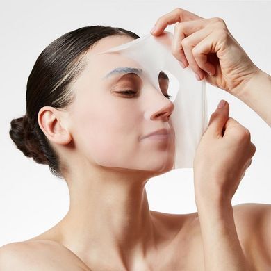 Відновлювальна колагенова маска для обличчя Valmont Intensive Care Regenerating Mask Treatment 5 шт - основне фото